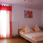 Gaestehaus Steuer Apartman Kröv